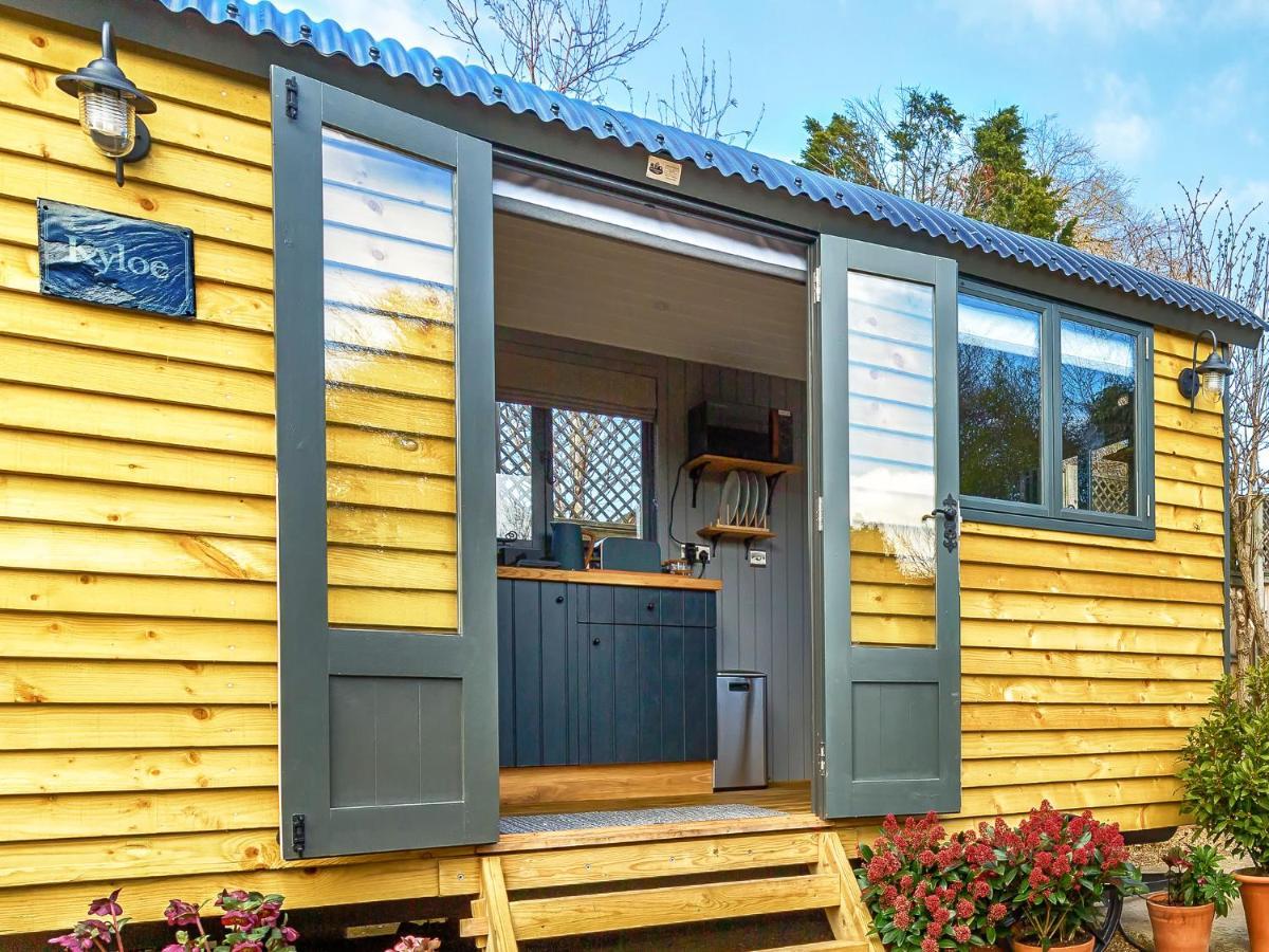 Pass The Keys Whitstable Shepherds Hut Minutes From The Harbour Villa Dış mekan fotoğraf