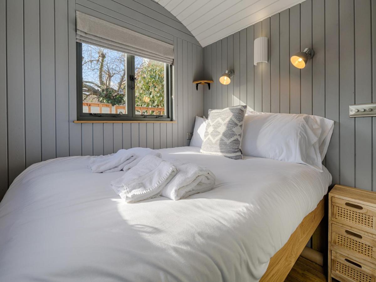 Pass The Keys Whitstable Shepherds Hut Minutes From The Harbour Dış mekan fotoğraf